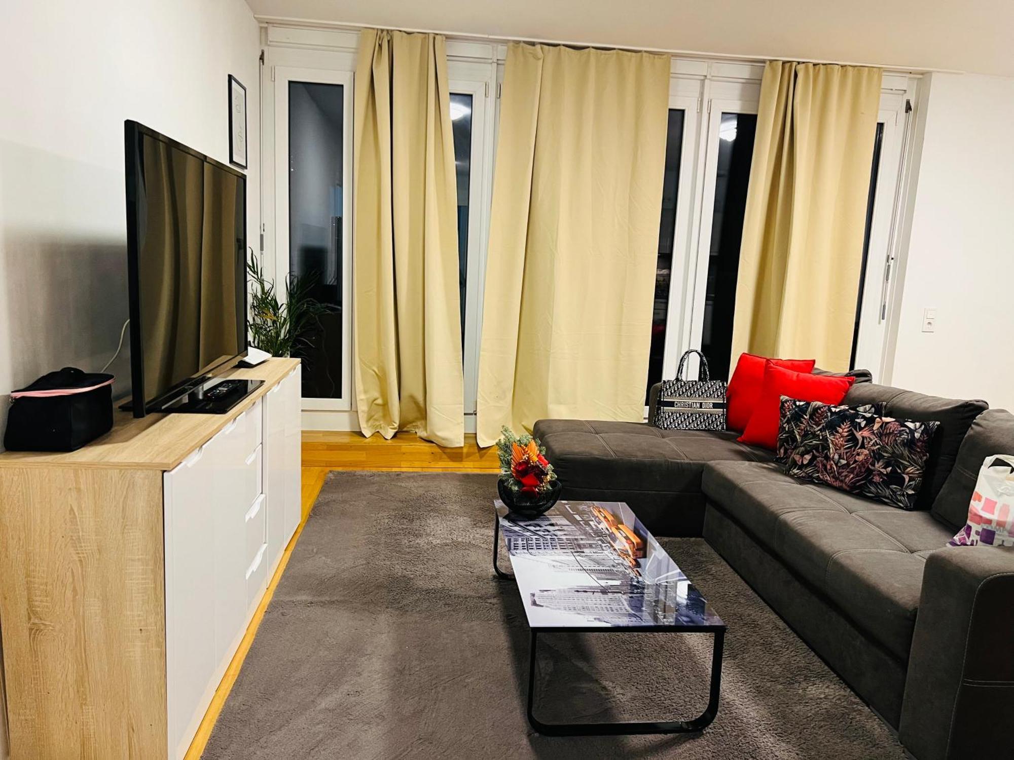 Cocoon 77 Apartments Штутгарт Экстерьер фото